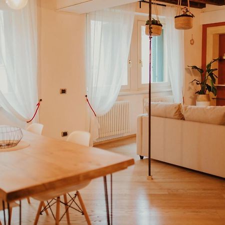 Casa Sgarzarie Exclusive Apartment Верона Экстерьер фото